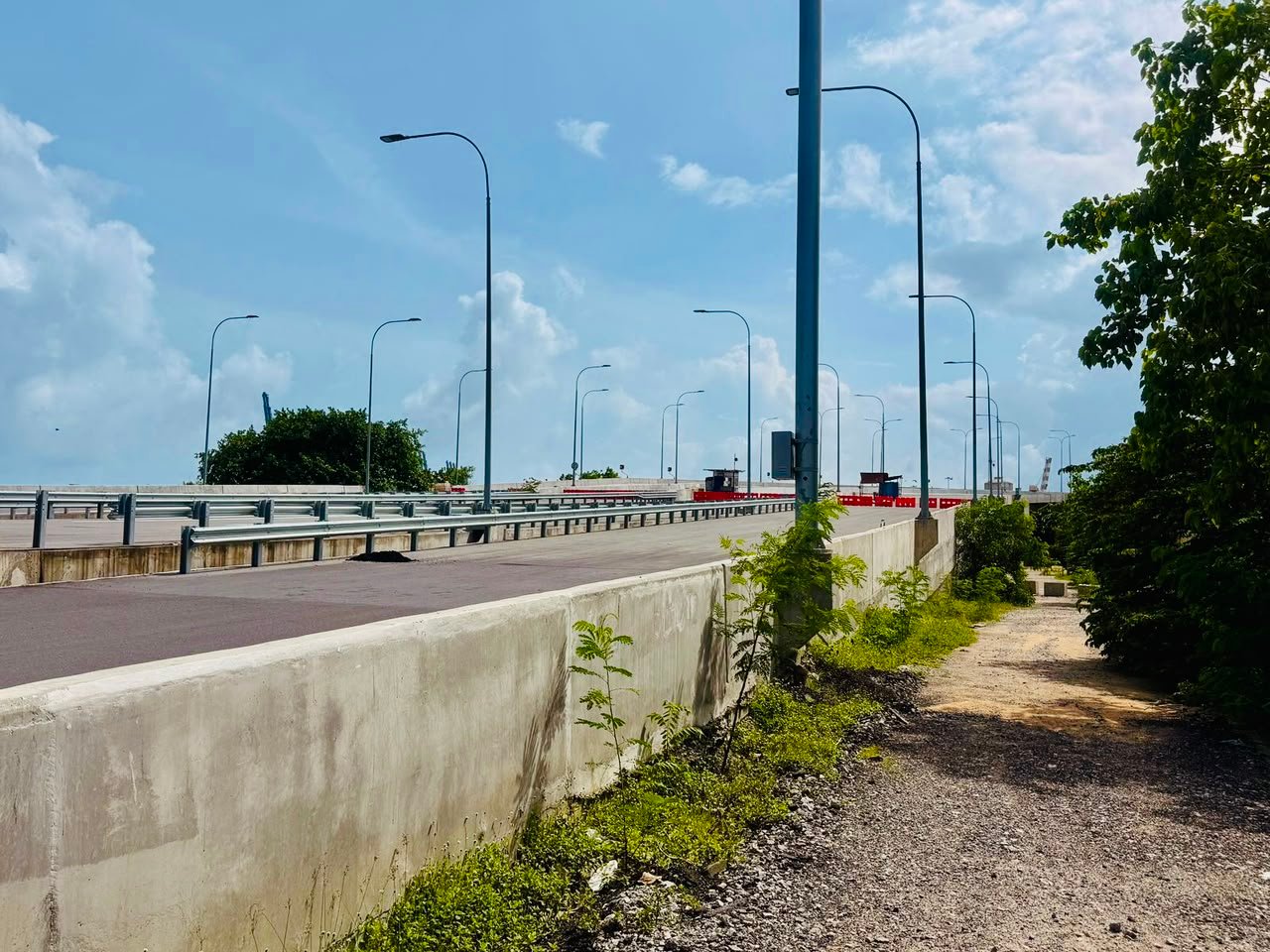 Port Access Elevated Highway bridge deck waterproofing